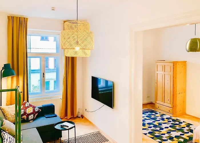 Contemporary - By Nahuen גראץ