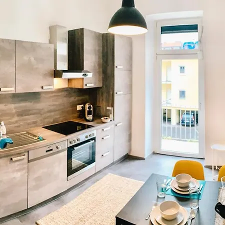 Contemporary - By Nahuen Appartement