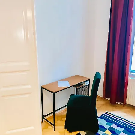 Contemporary - By Nahuen * Štýrský Hradec